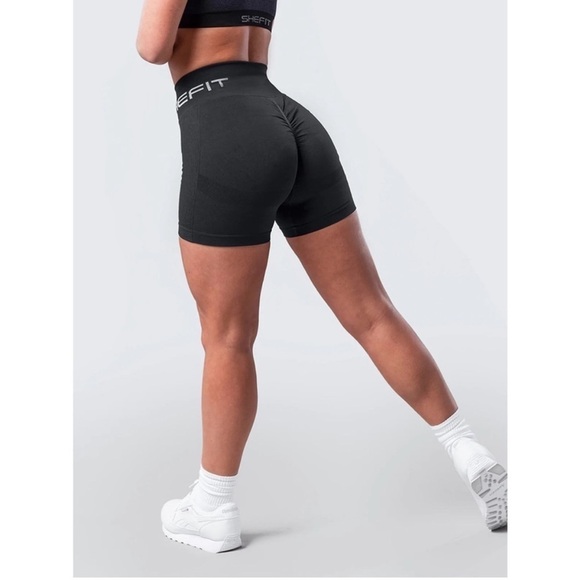 Shefit Seamless Scrunch Bootie High-Rise Bike Workout Shorts Black - Picture 1 of 16